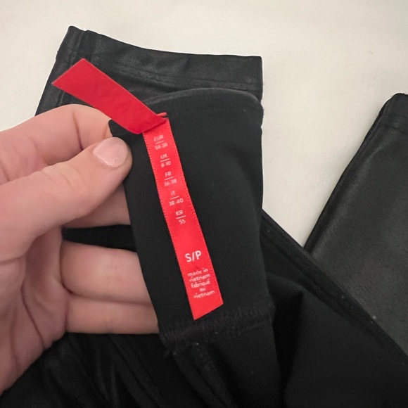 Spanx Faux Leather Leggings - Picture 3 of 3